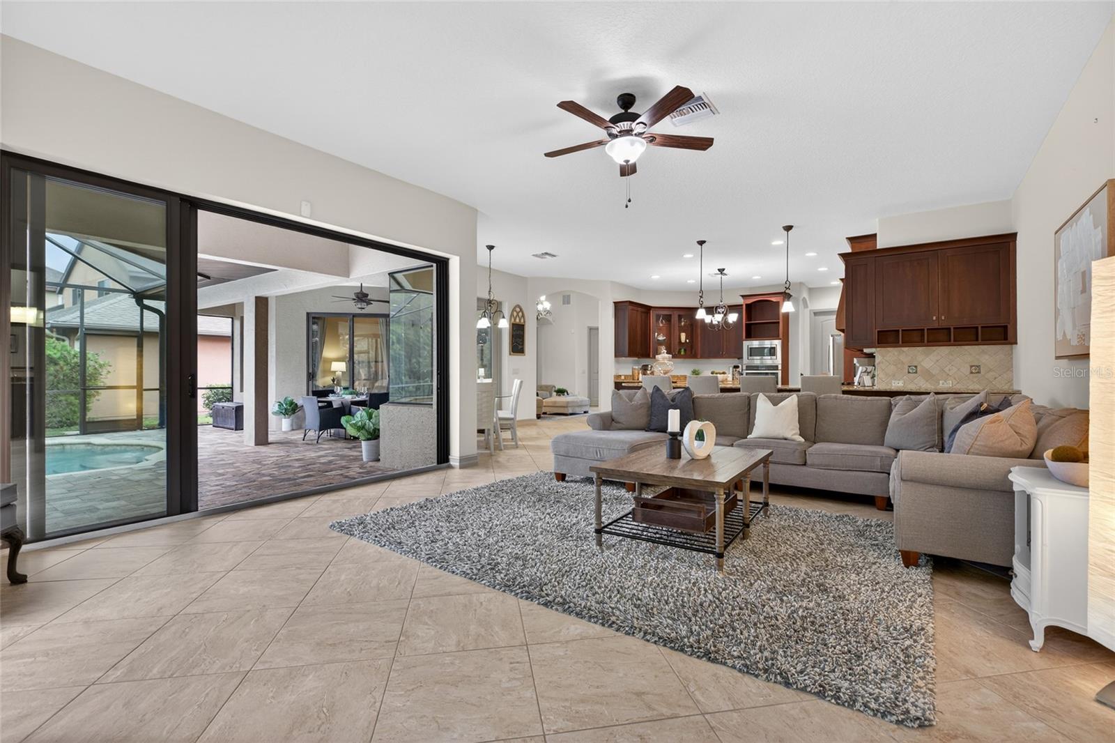 Listing photo id 43 for 1607 Abyss Drive