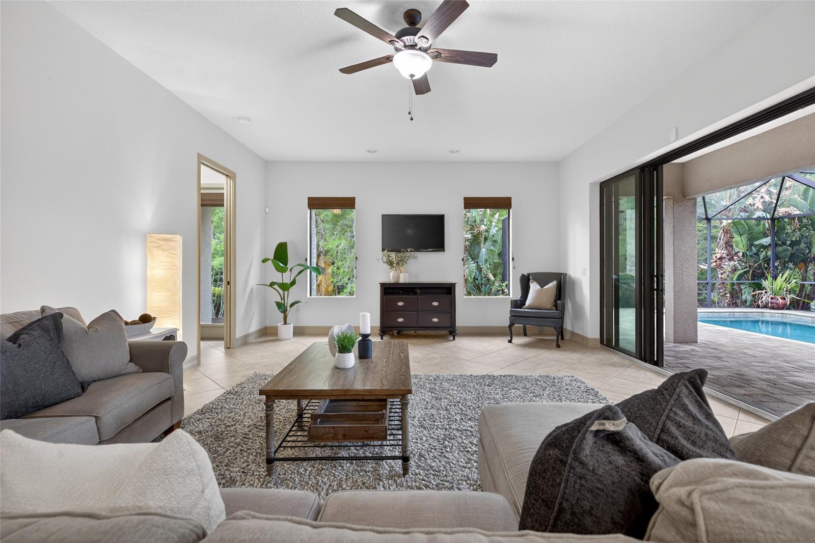 Listing photo id 45 for 1607 Abyss Drive