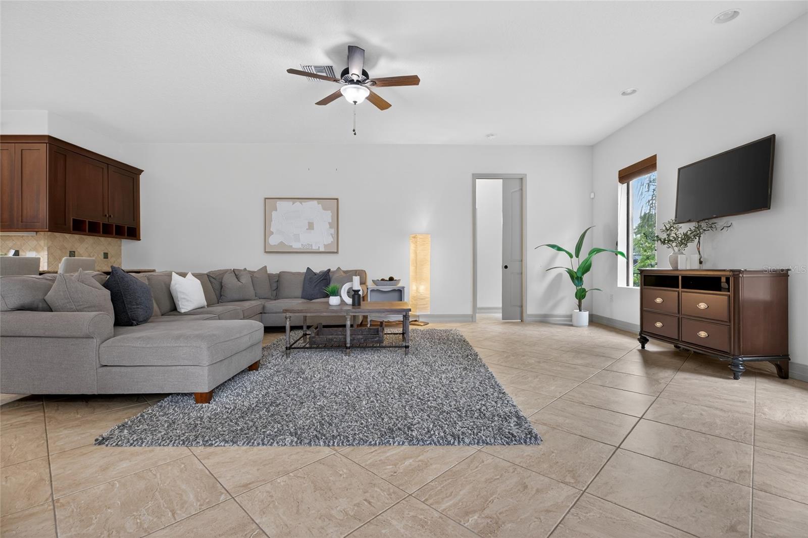 Listing photo id 48 for 1607 Abyss Drive