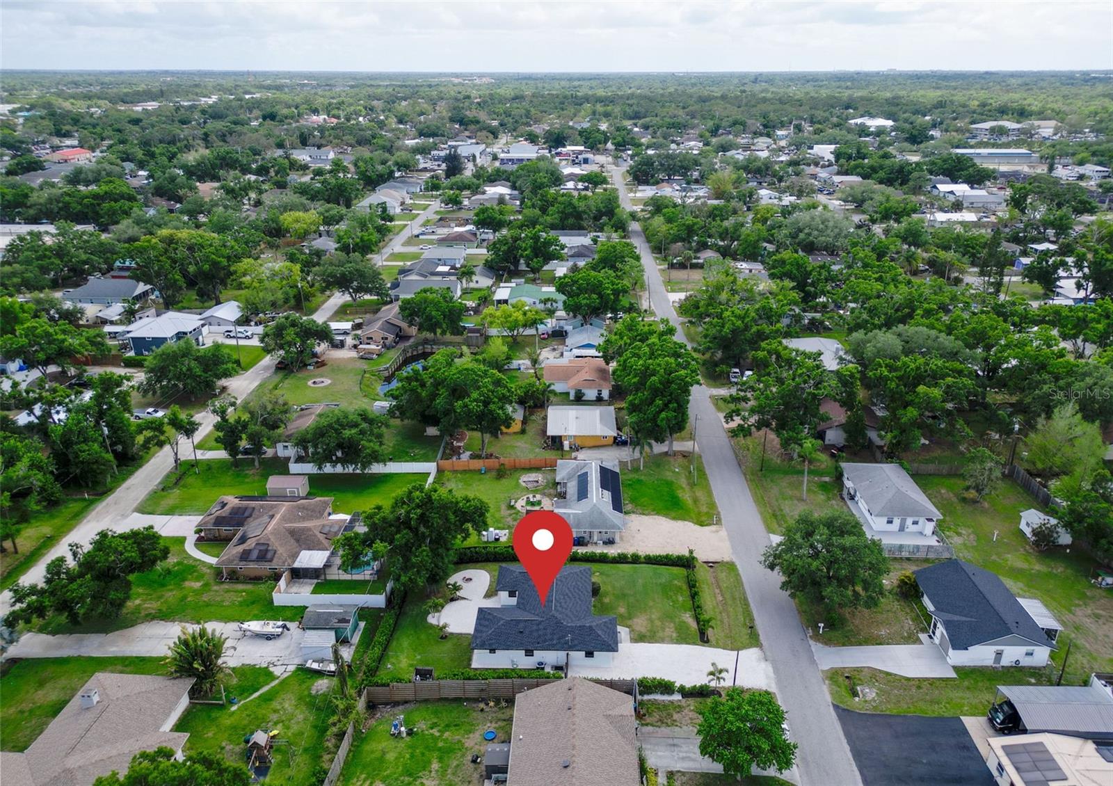 Image 11 of 80 For 629 Albritton Avenue