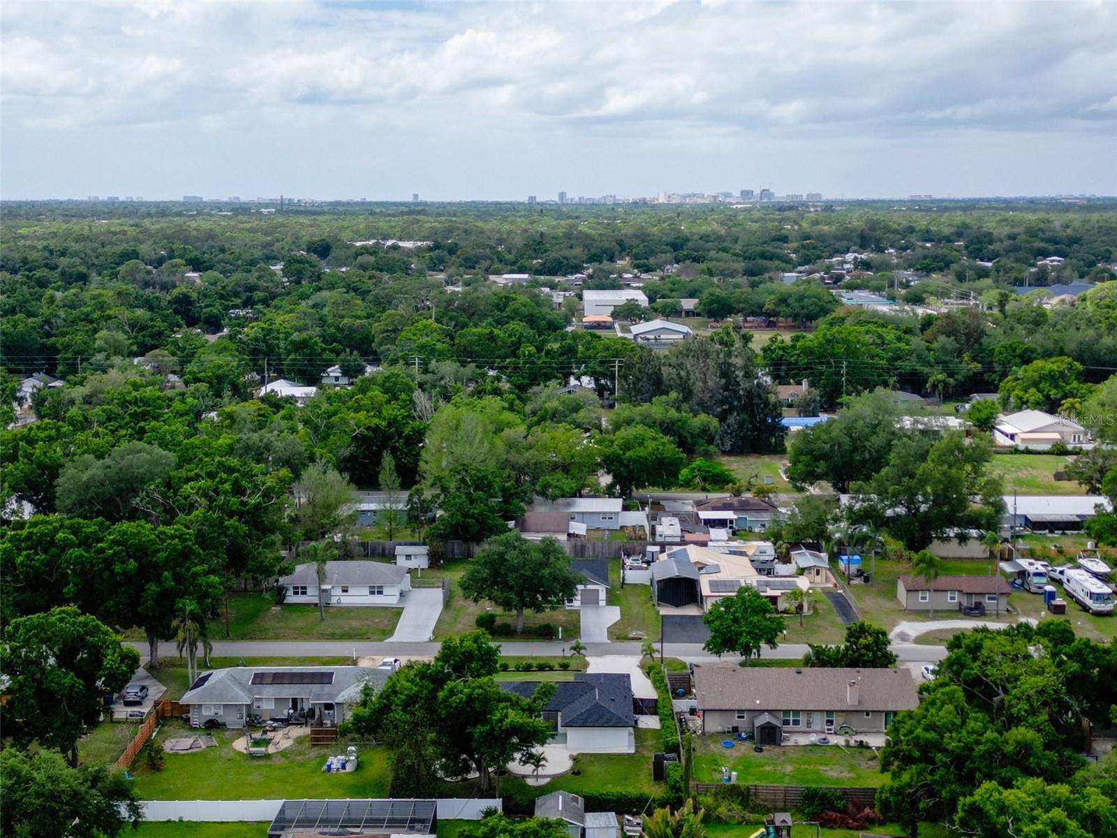 Image 27 of 80 For 629 Albritton Avenue