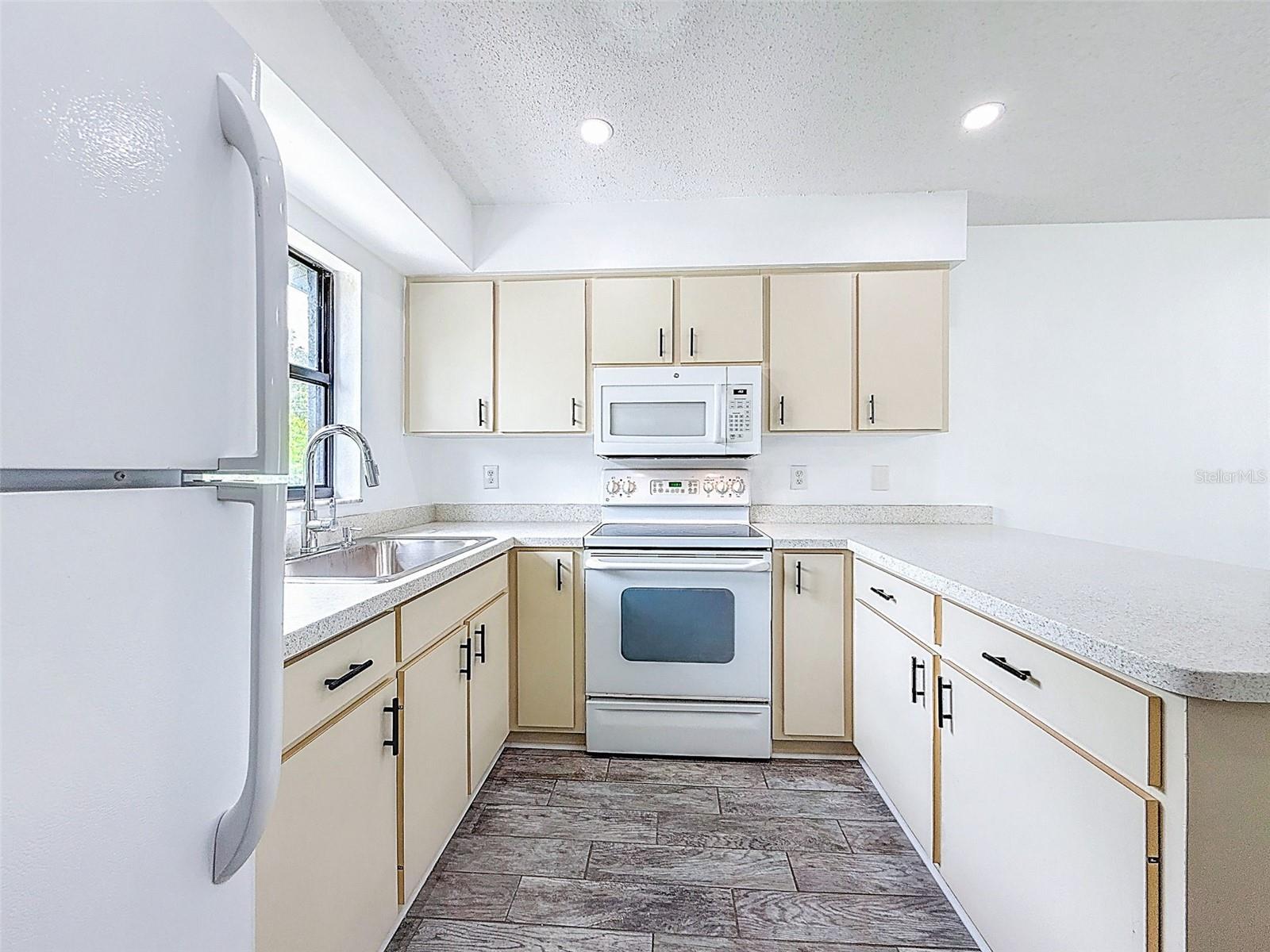 Image 48 of 80 For 629 Albritton Avenue