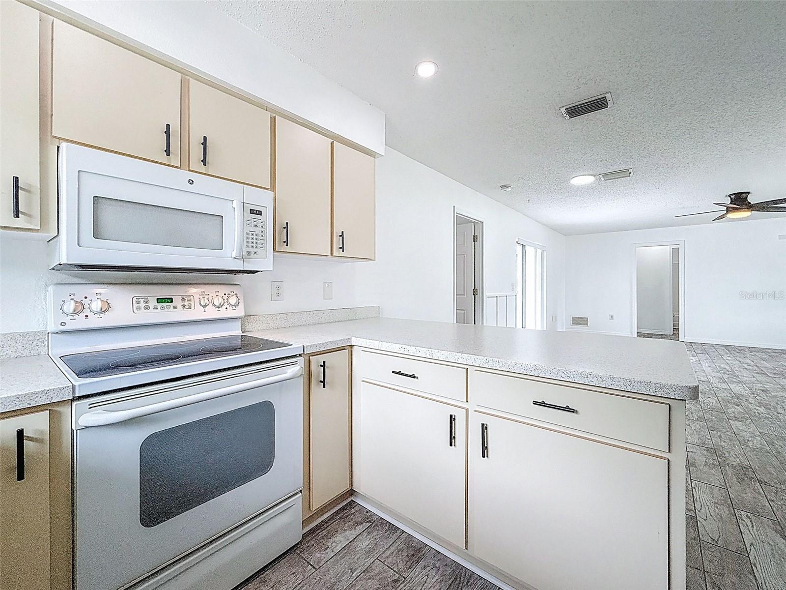 Image 50 of 80 For 629 Albritton Avenue