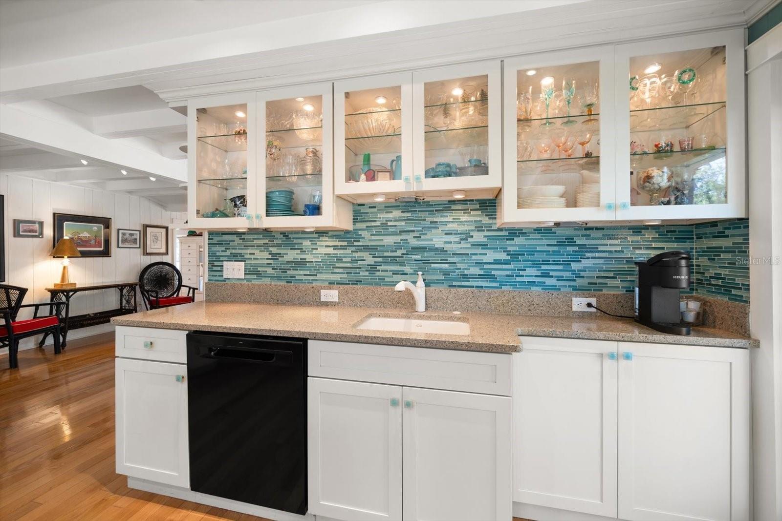 Image 16 of 45 For 8403 Gulf Boulevard