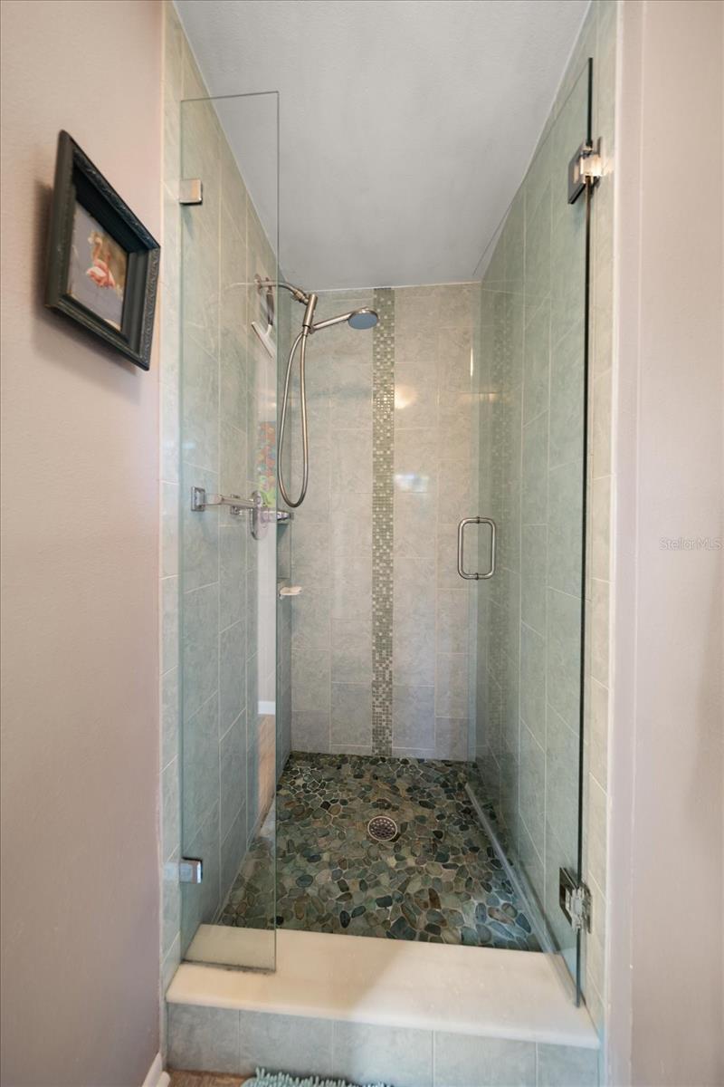 Image 26 of 45 For 8403 Gulf Boulevard