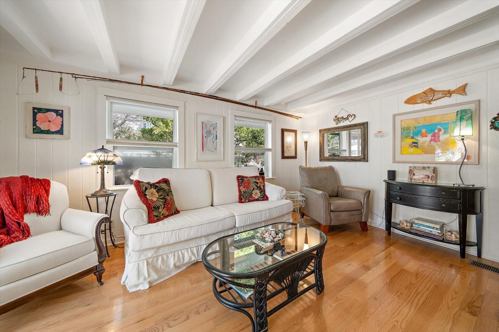 Image 9 of 45 For 8403 Gulf Boulevard