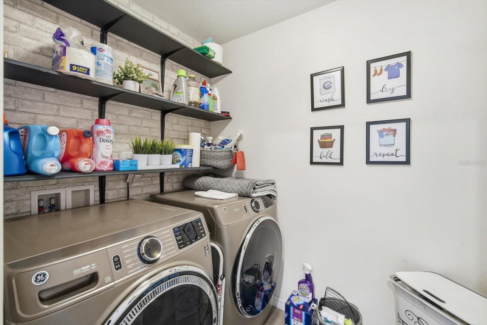 Listing photo id 25 for 8201 Bilston Village Lane