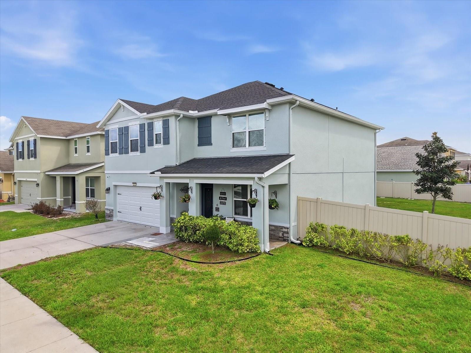 Listing photo id 1 for 8201 Bilston Village Lane