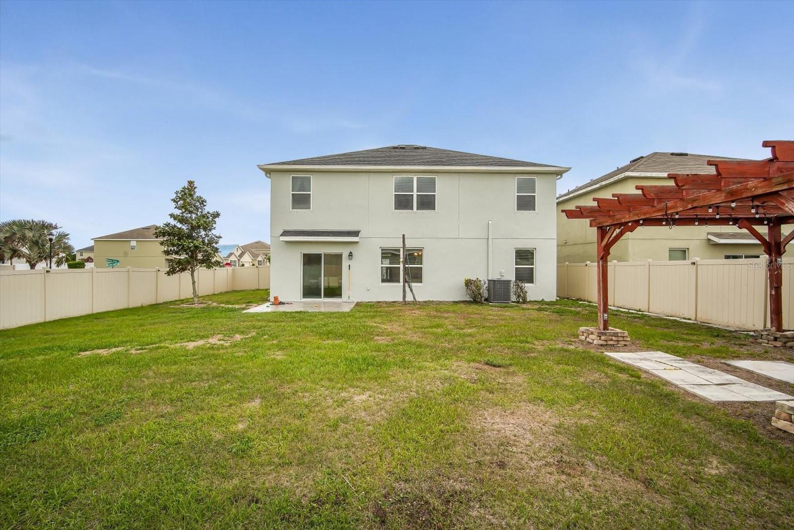 Listing photo id 28 for 8201 Bilston Village Lane