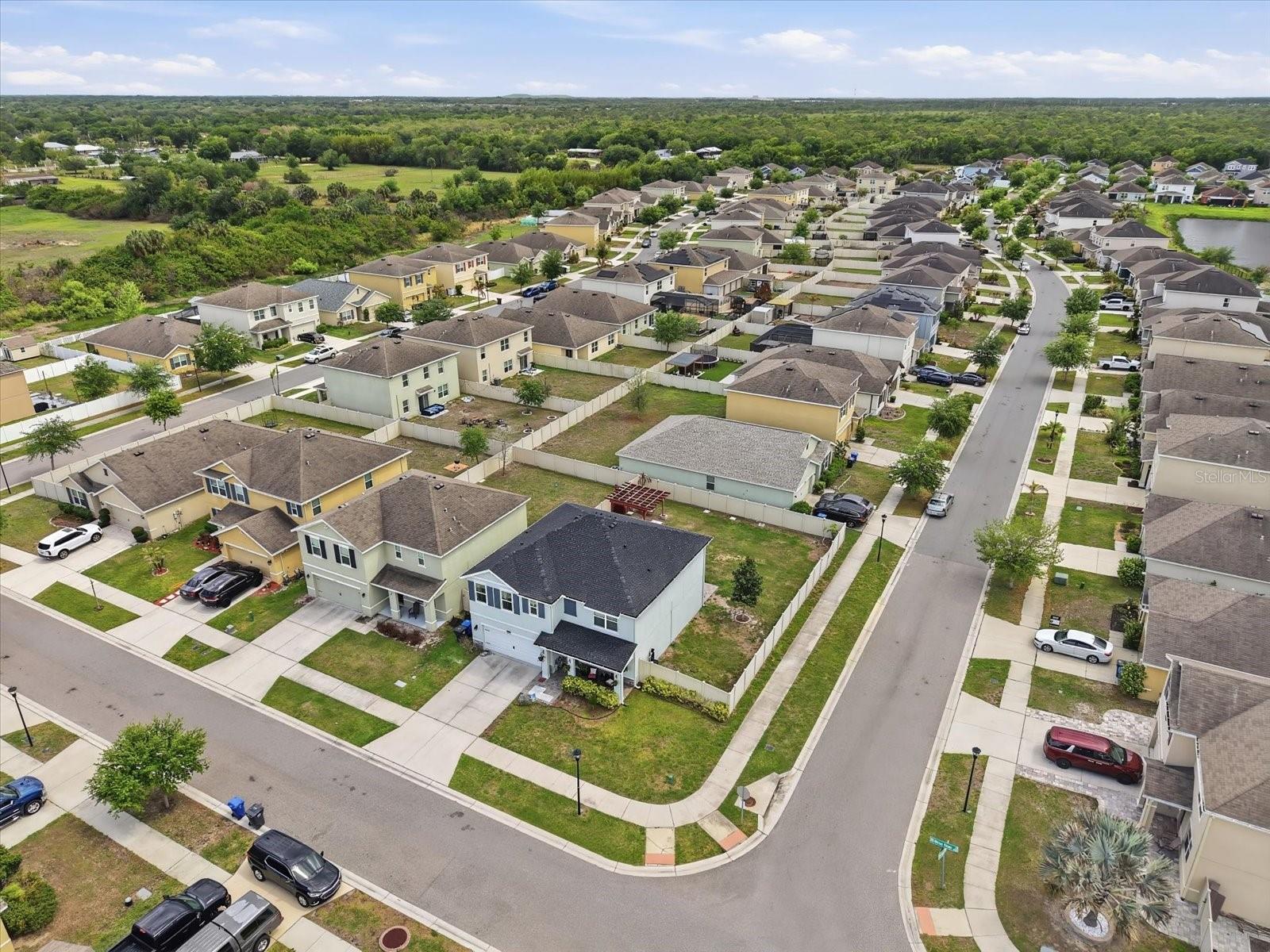 Listing photo id 29 for 8201 Bilston Village Lane