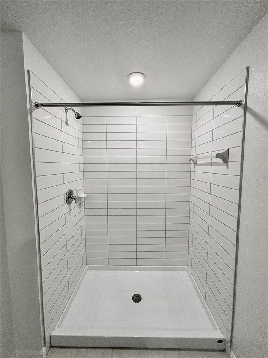 Image 21 of 31 For 11237 Linden Depot Road