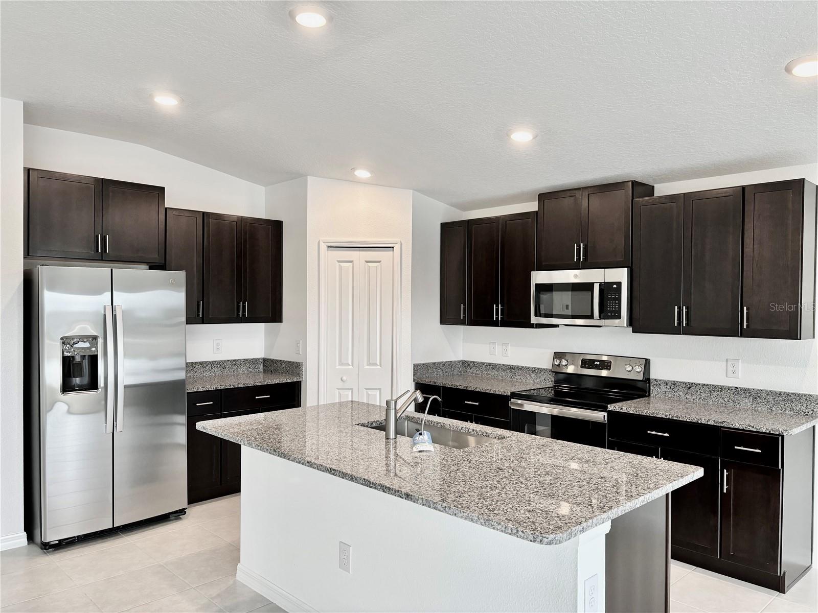 Image 6 of 31 For 11237 Linden Depot Road