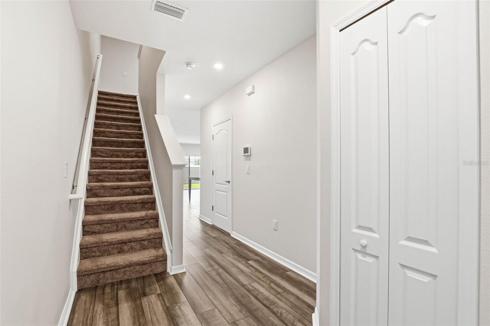 Image 15 of 68 For 10715 Ironwood Tree Way