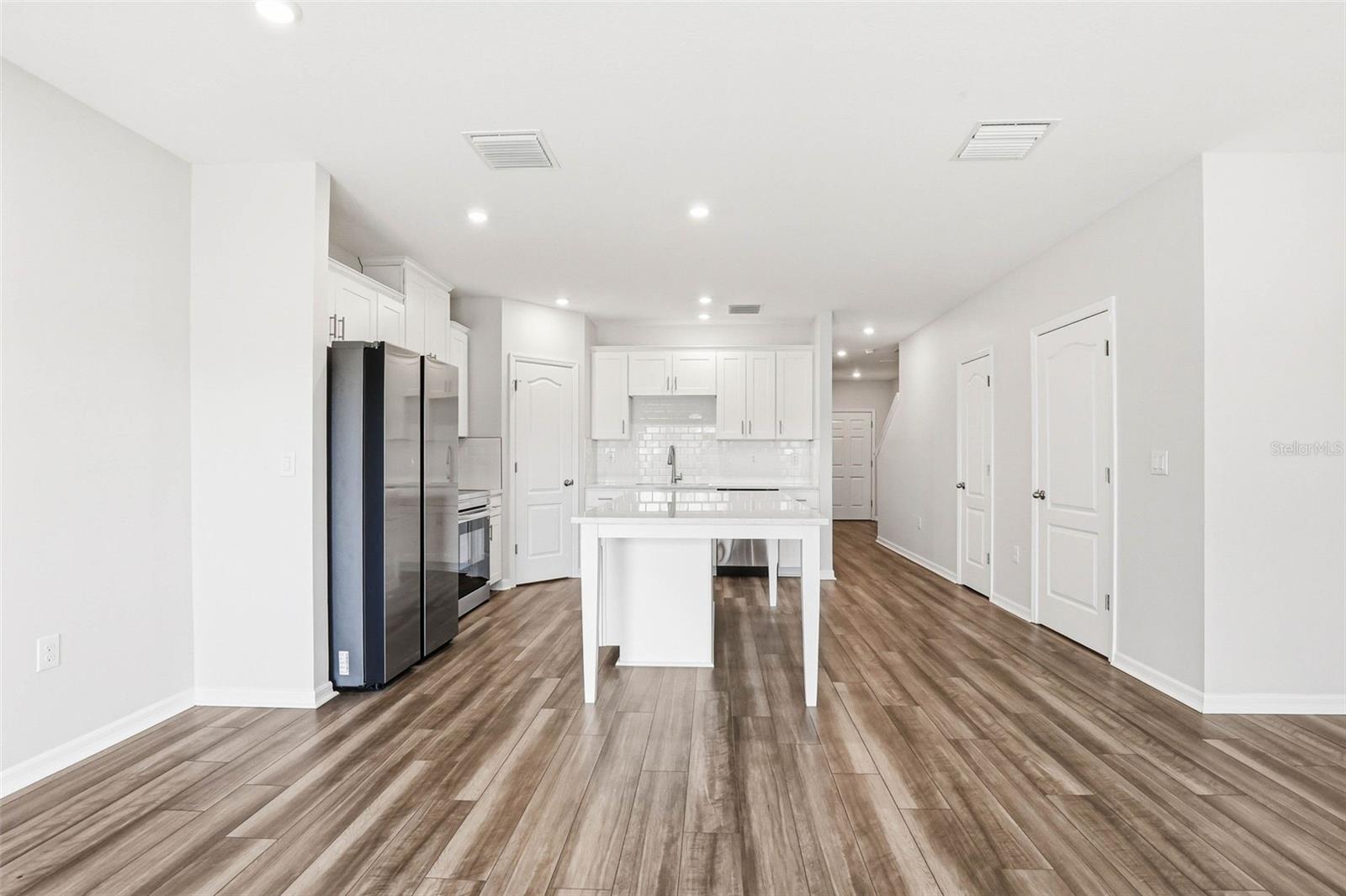 Image 17 of 68 For 10715 Ironwood Tree Way