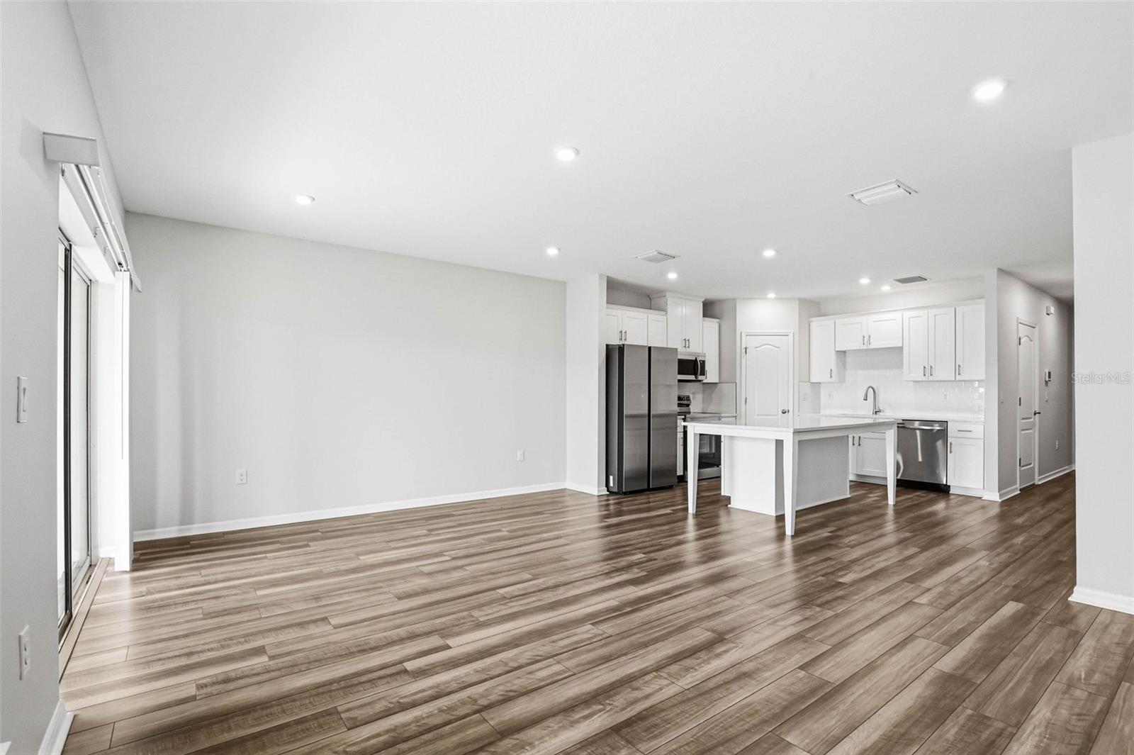 Image 18 of 68 For 10715 Ironwood Tree Way