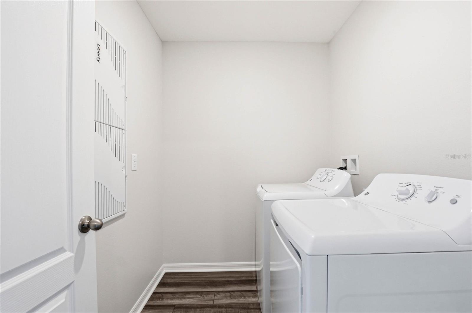 Image 30 of 68 For 10715 Ironwood Tree Way