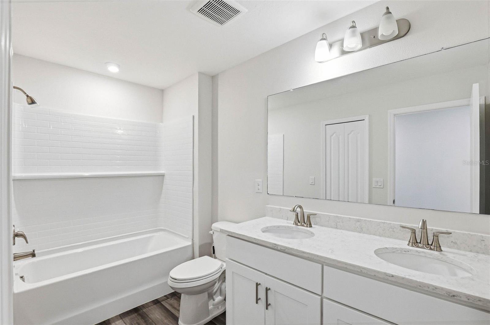 Image 39 of 68 For 10715 Ironwood Tree Way