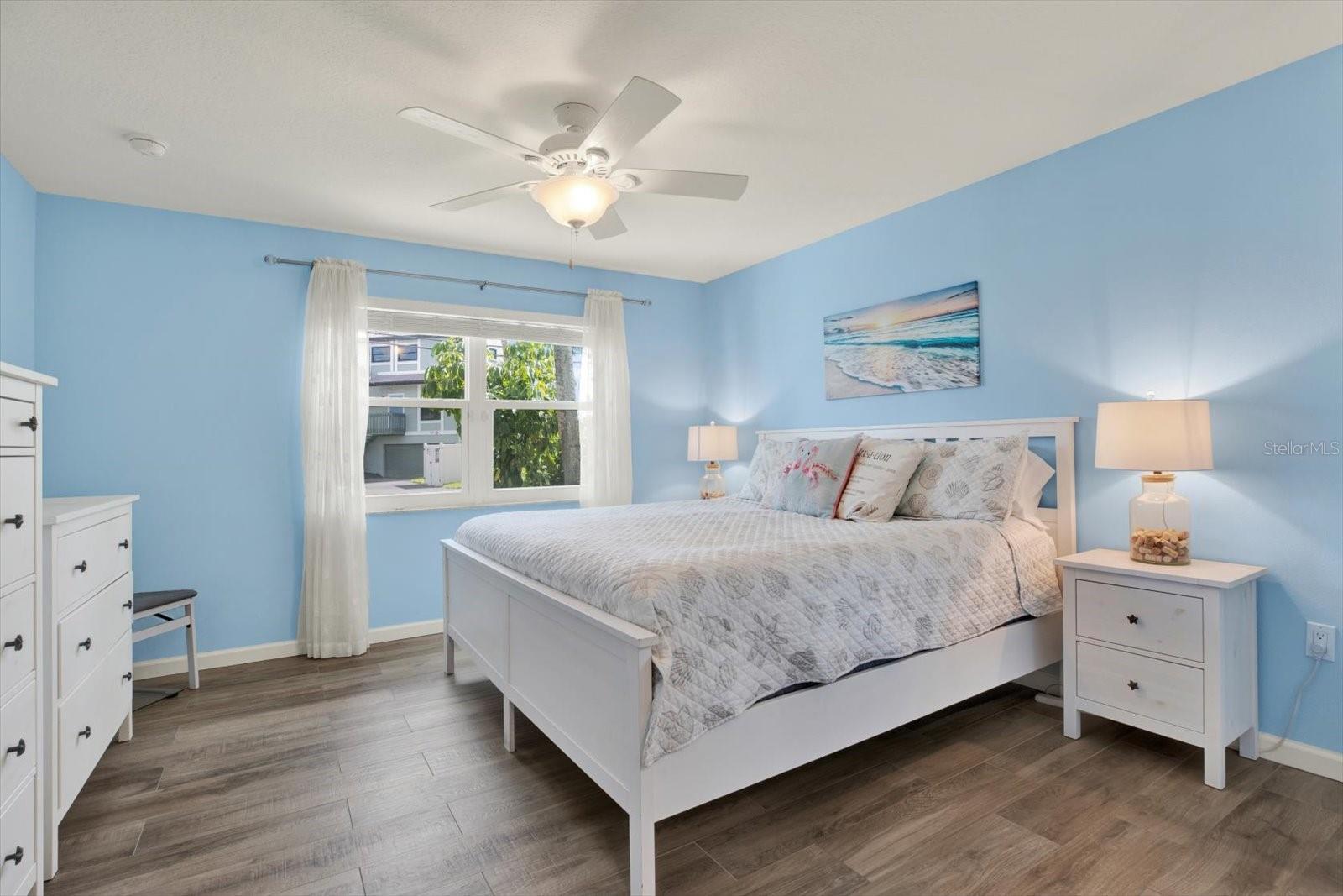 Image 10 of 20 For 4307 Gulf Drive 103