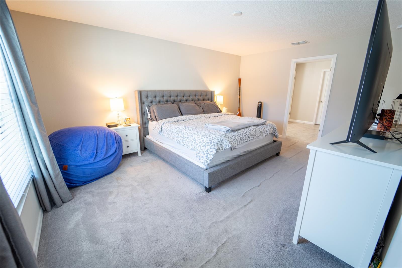 Listing photo id 12 for 9708 Sage Creek Drive