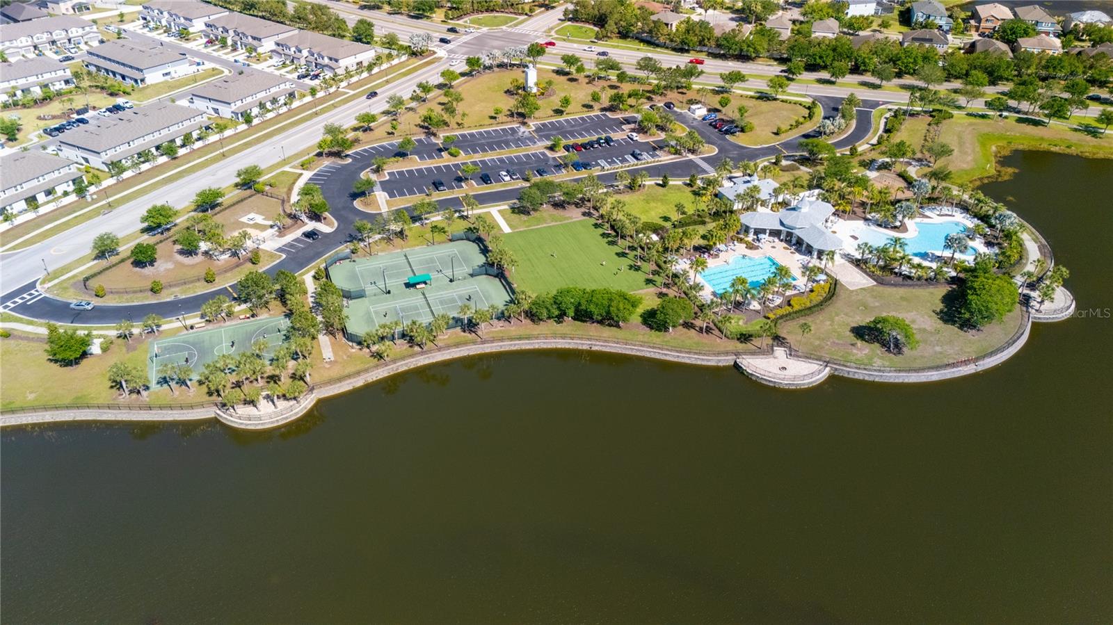 Listing photo id 43 for 9708 Sage Creek Drive