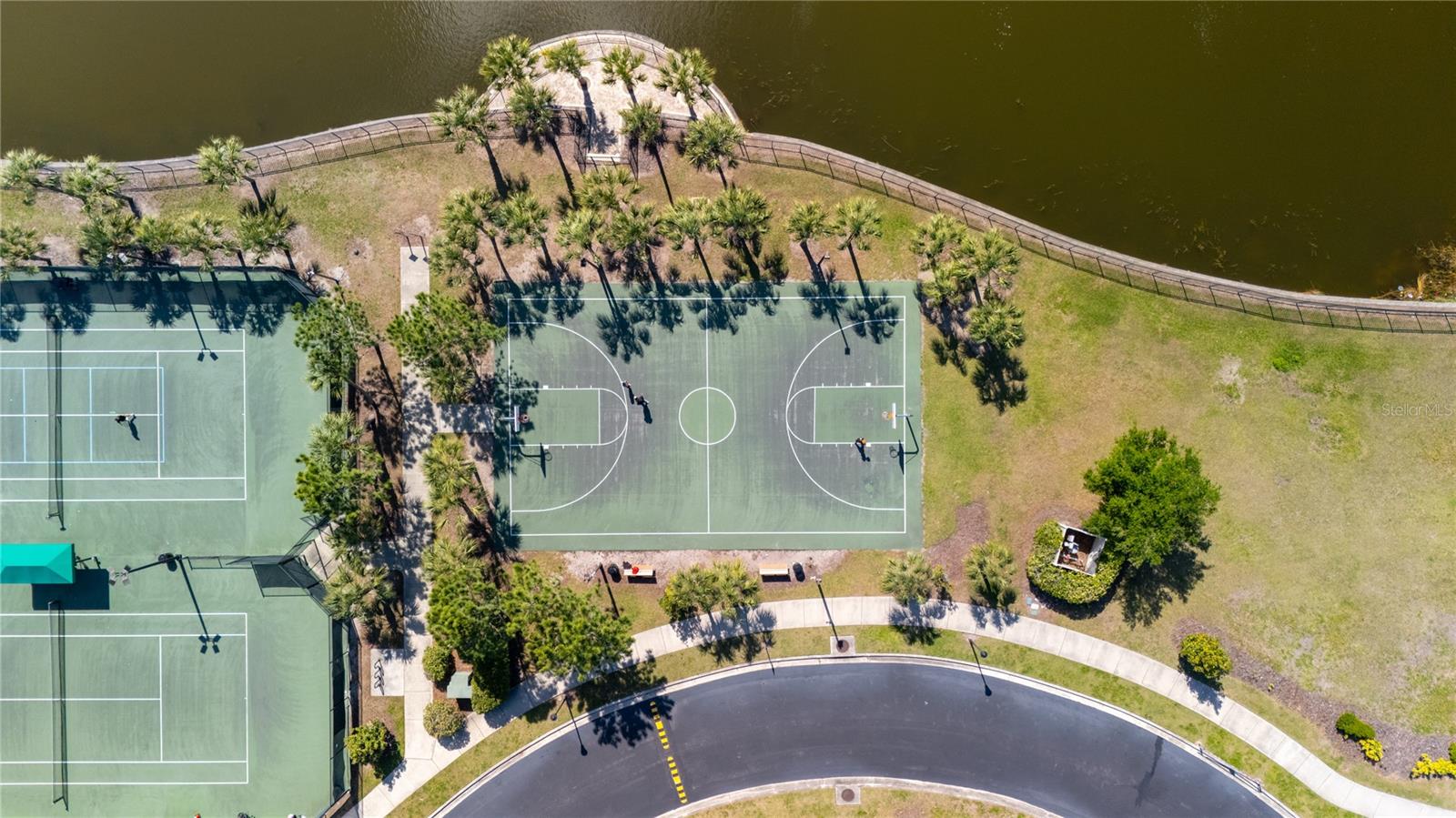 Listing photo id 45 for 9708 Sage Creek Drive