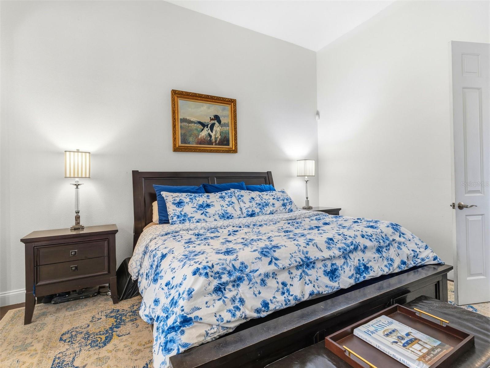 Listing photo id 14 for 6121 Avocetridge Drive