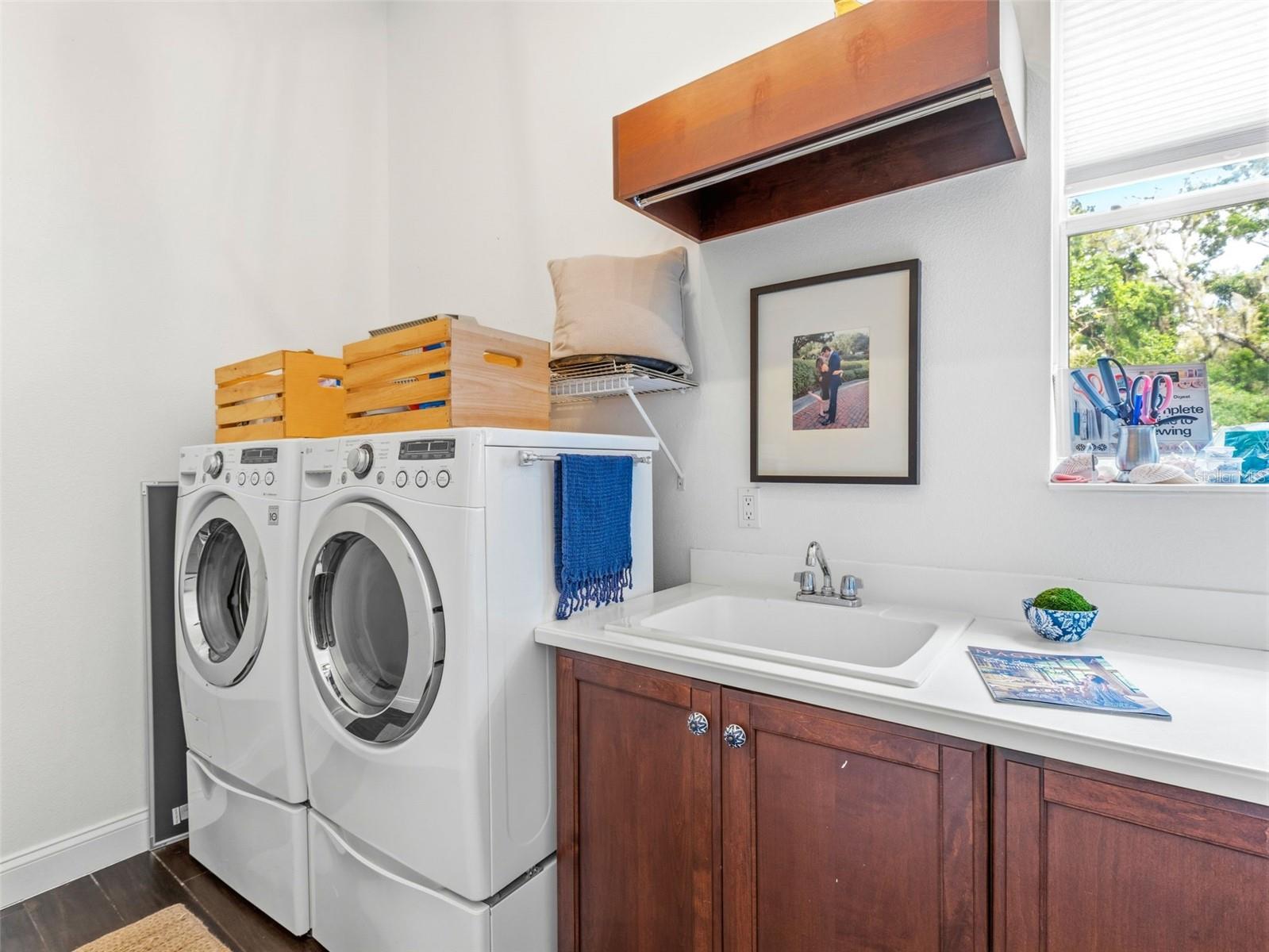 Listing photo id 17 for 6121 Avocetridge Drive