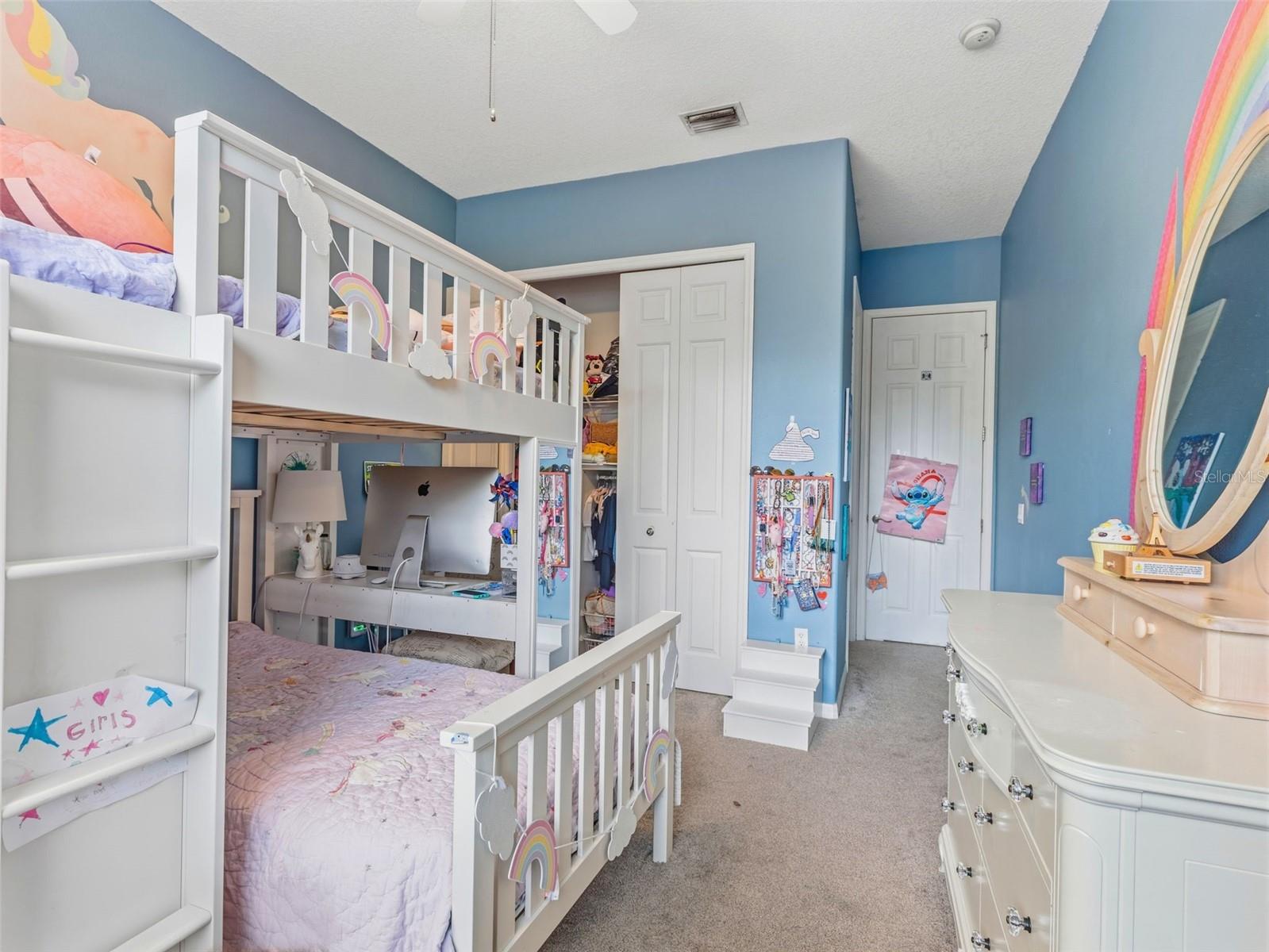 Listing photo id 23 for 6121 Avocetridge Drive