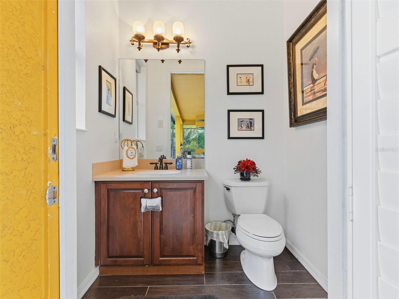 Listing photo id 24 for 6121 Avocetridge Drive