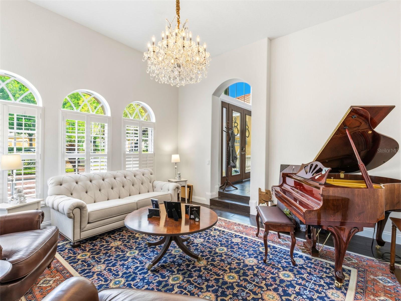 Listing photo id 4 for 6121 Avocetridge Drive