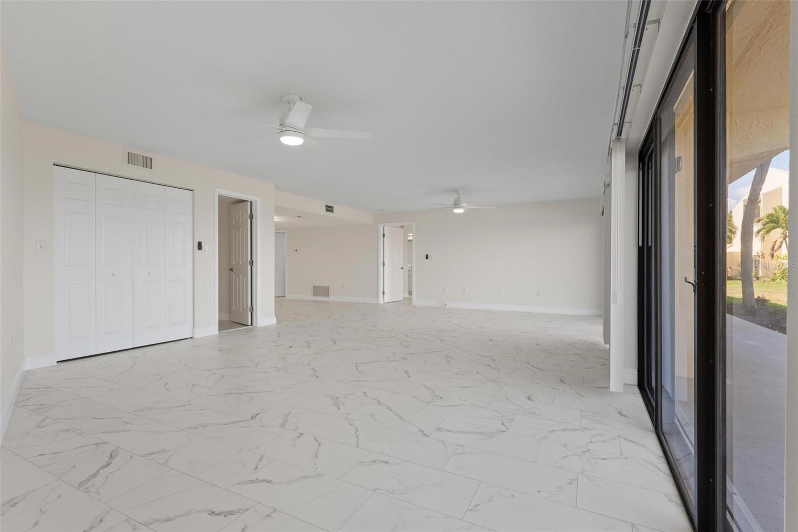 Listing photo id 16 for 7540 Sunshine Skyway Lane S T35