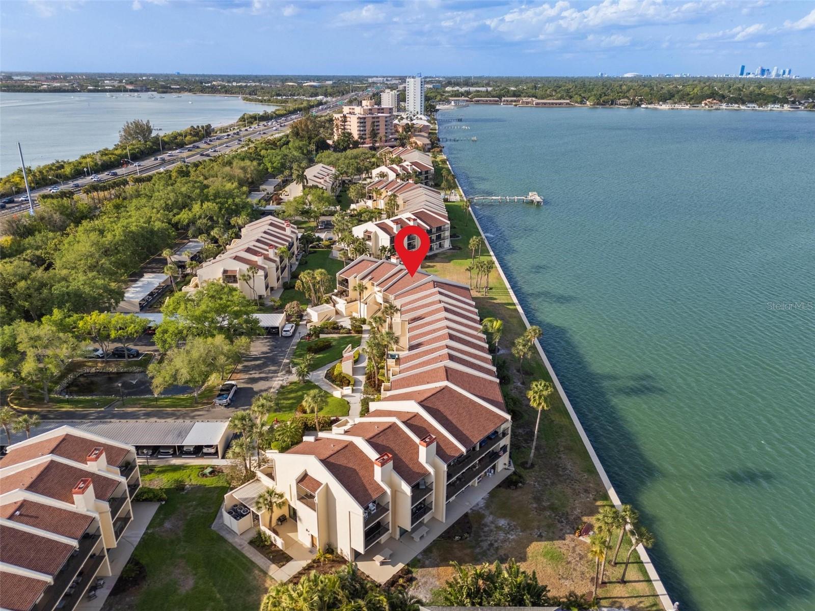 Listing photo id 25 for 7540 Sunshine Skyway Lane S T35