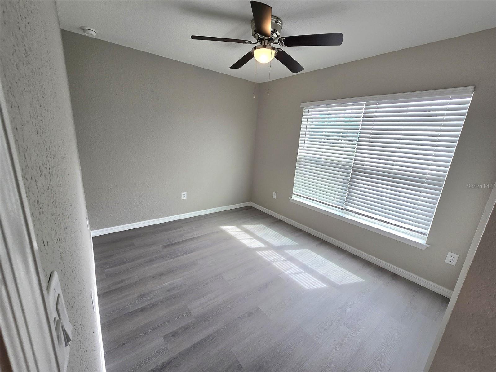 Image 16 of 27 For 10864 66th Terrace