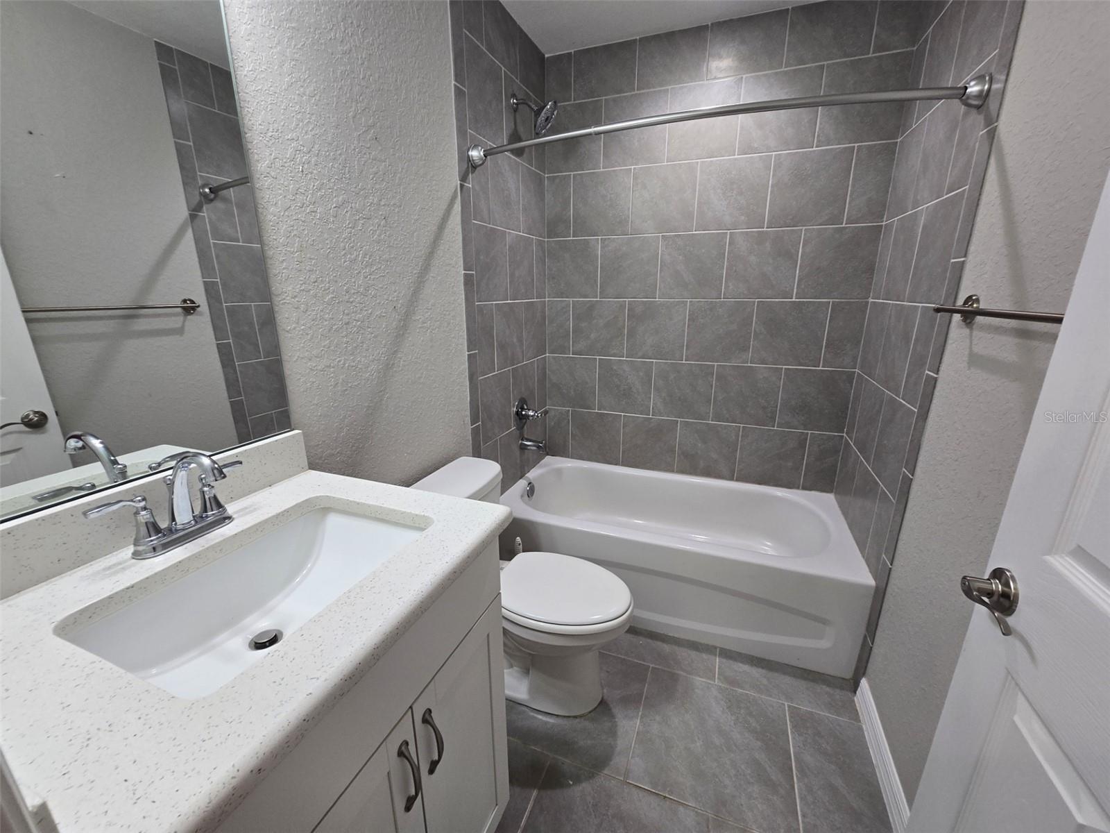 Image 19 of 27 For 10864 66th Terrace