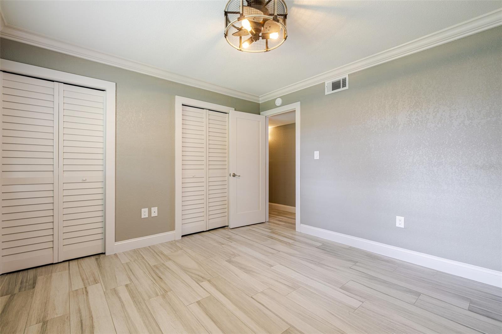 Image 26 of 39 For 3127 Shannon Drive