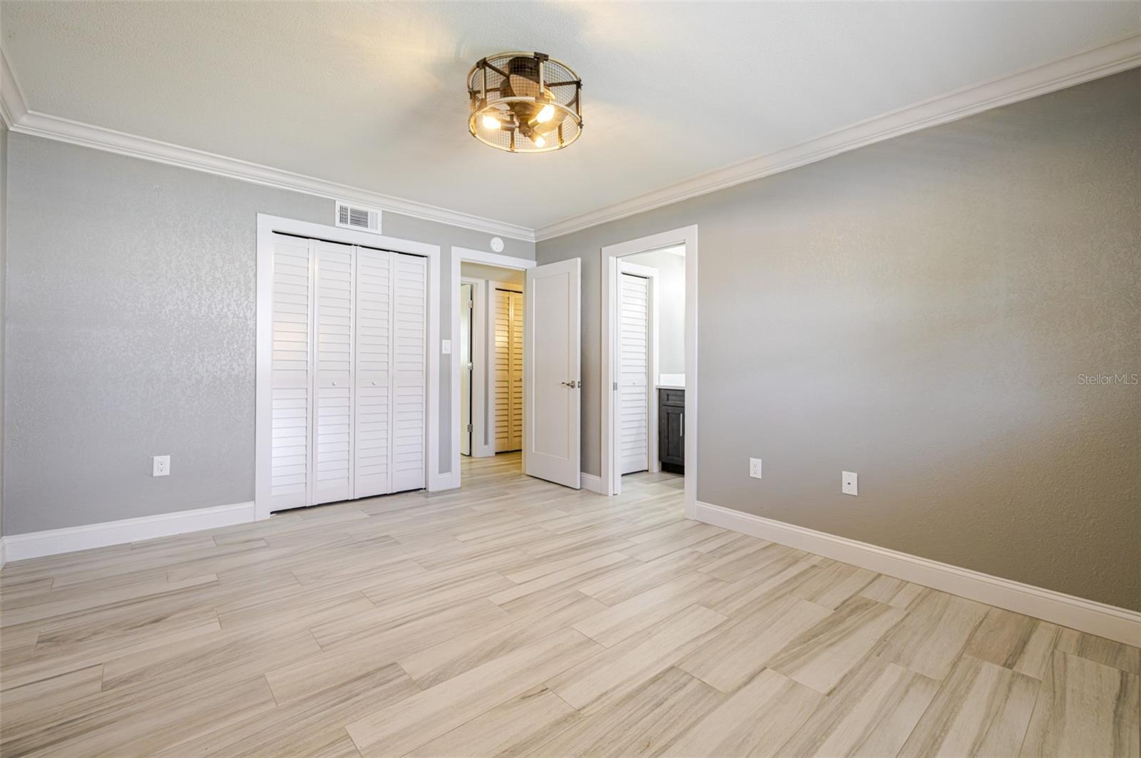 Image 29 of 39 For 3127 Shannon Drive