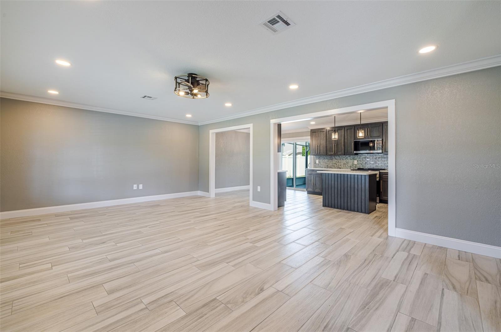 Image 8 of 39 For 3127 Shannon Drive