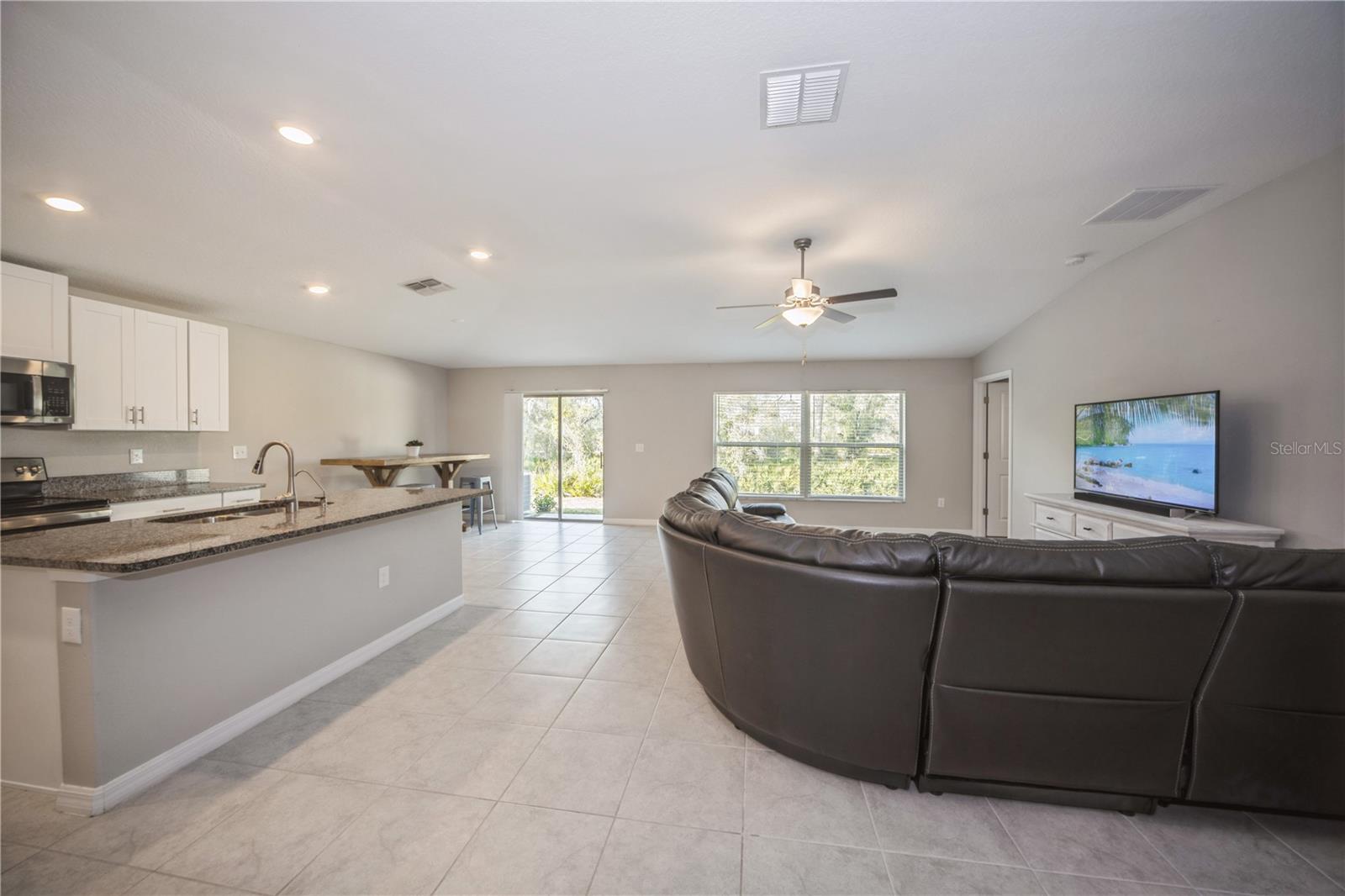 Image 14 of 30 For 12967 Wildflower Meadow Drive