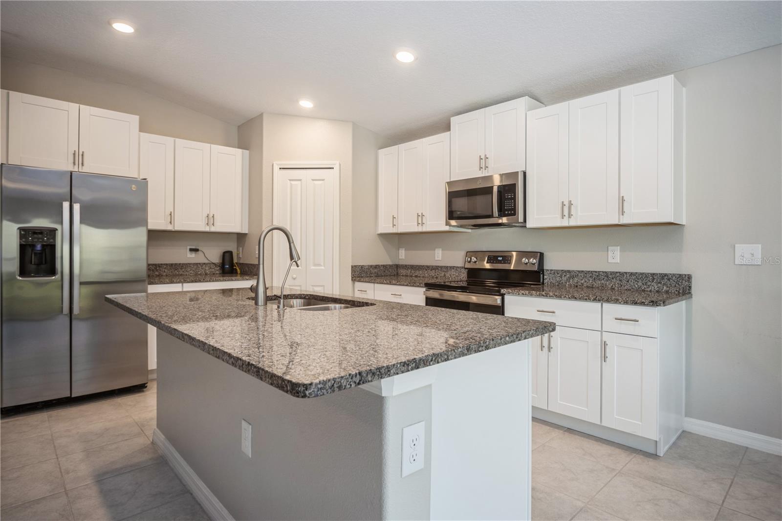 Image 17 of 30 For 12967 Wildflower Meadow Drive