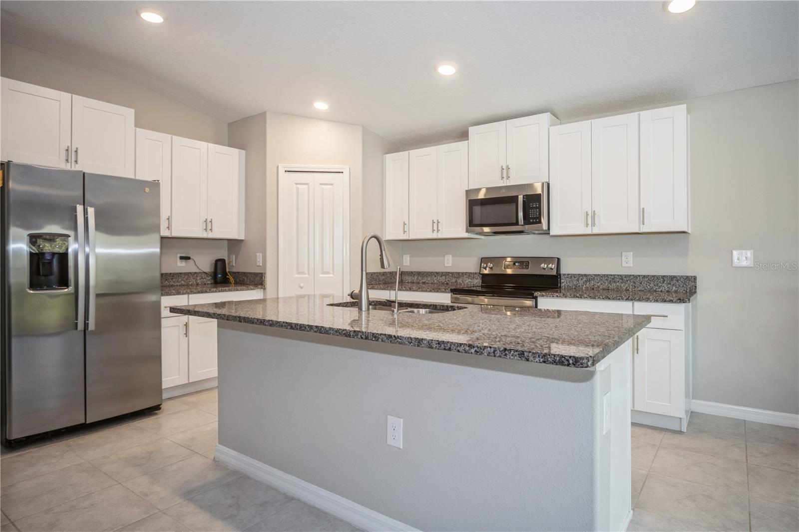 Image 18 of 30 For 12967 Wildflower Meadow Drive