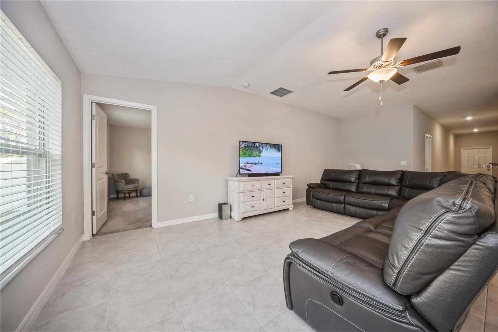 Image 22 of 30 For 12967 Wildflower Meadow Drive