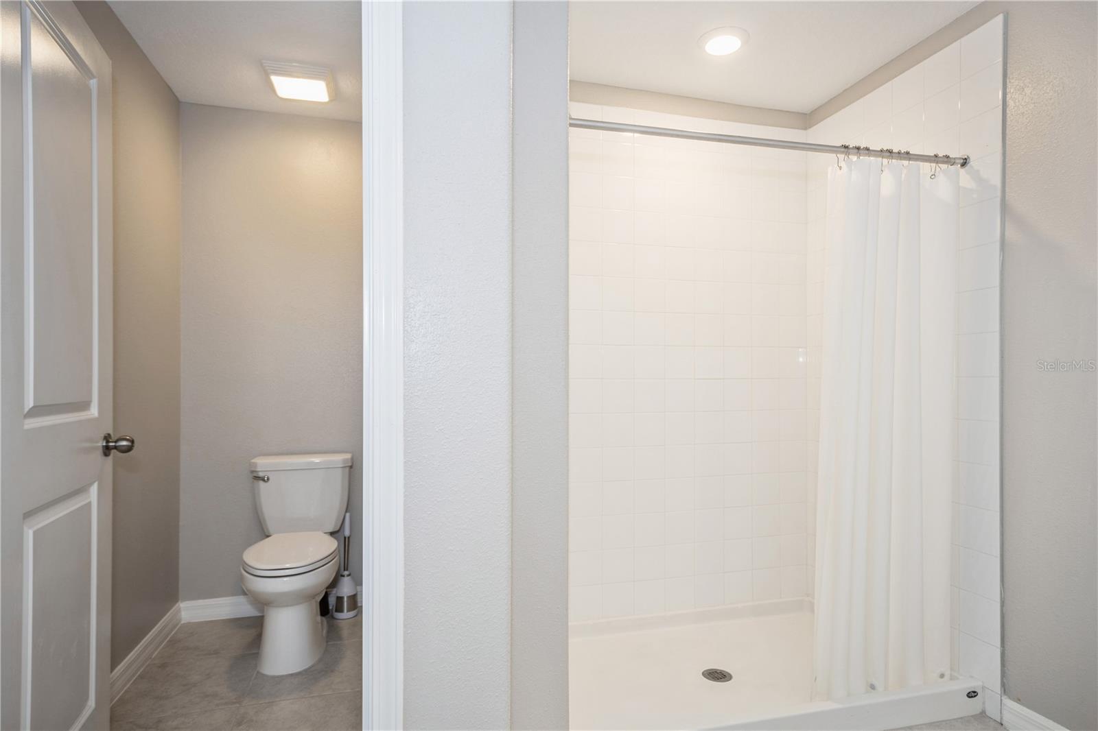 Image 28 of 30 For 12967 Wildflower Meadow Drive