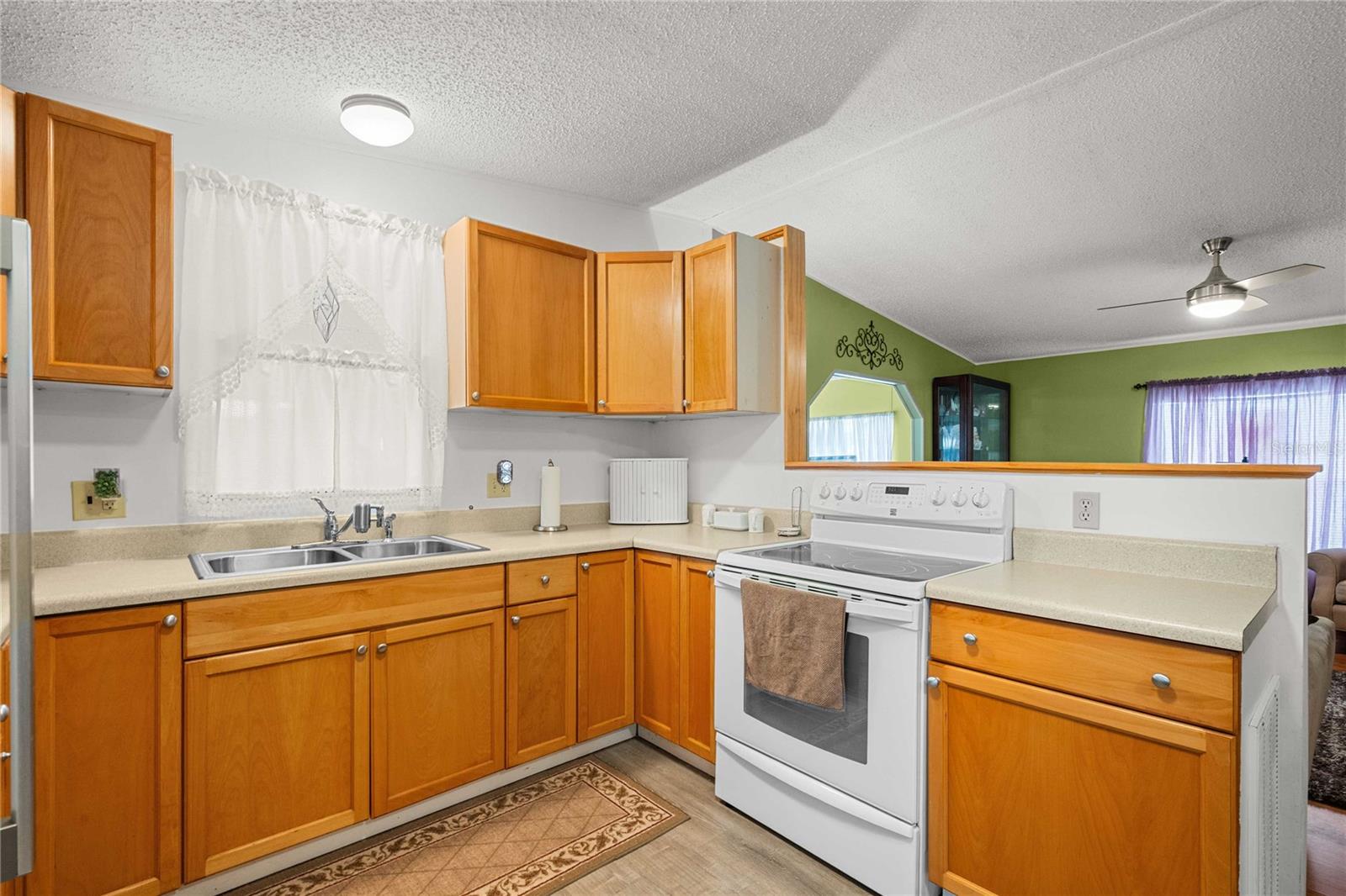 Image 10 of 31 For 3843 Chris Drive