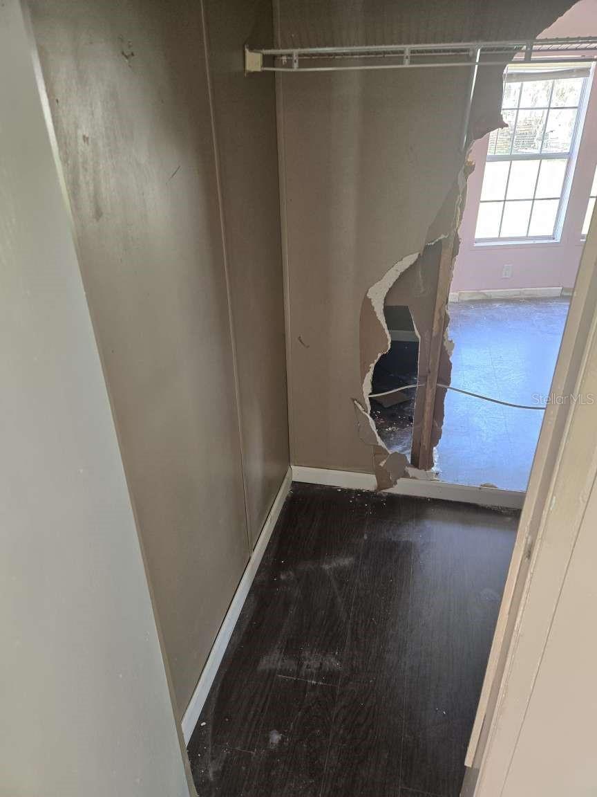 Image 12 of 16 For 6812 Dove Cross Loop