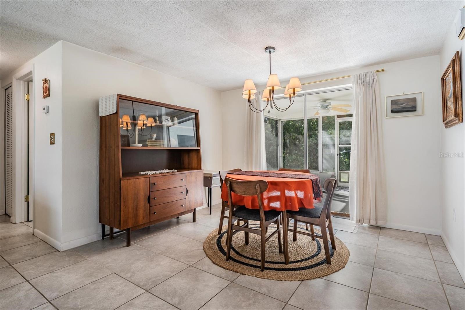 Image 10 of 24 For 7916 Yucca Drive