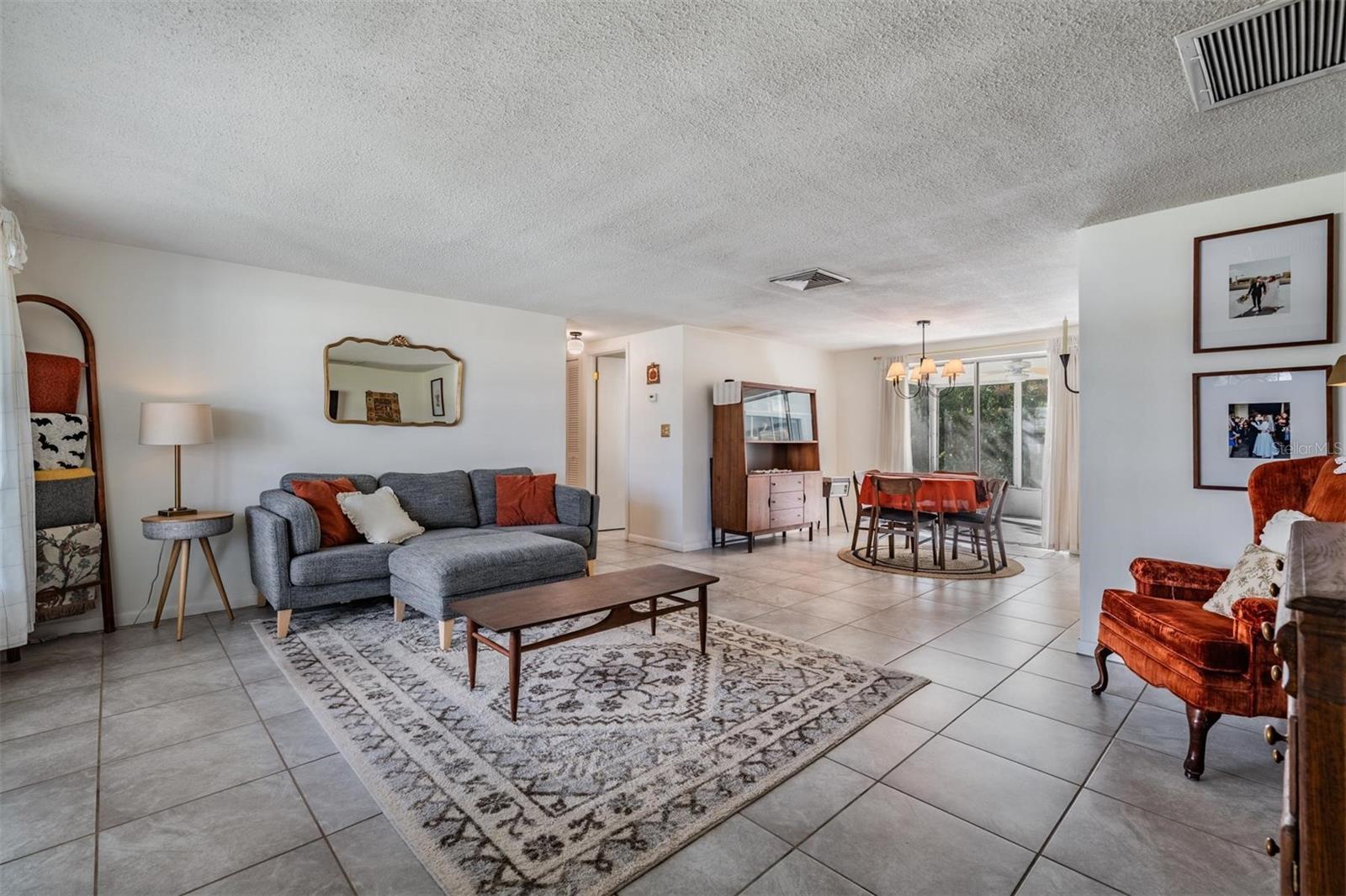 Image 5 of 24 For 7916 Yucca Drive