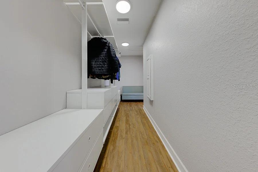 Image 10 of 100 For 2106 Pelican Court