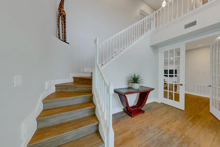 Image 16 of 100 For 2106 Pelican Court