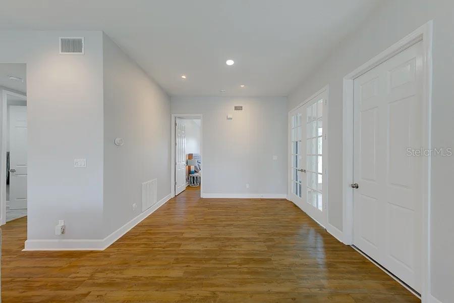 Image 36 of 100 For 2106 Pelican Court