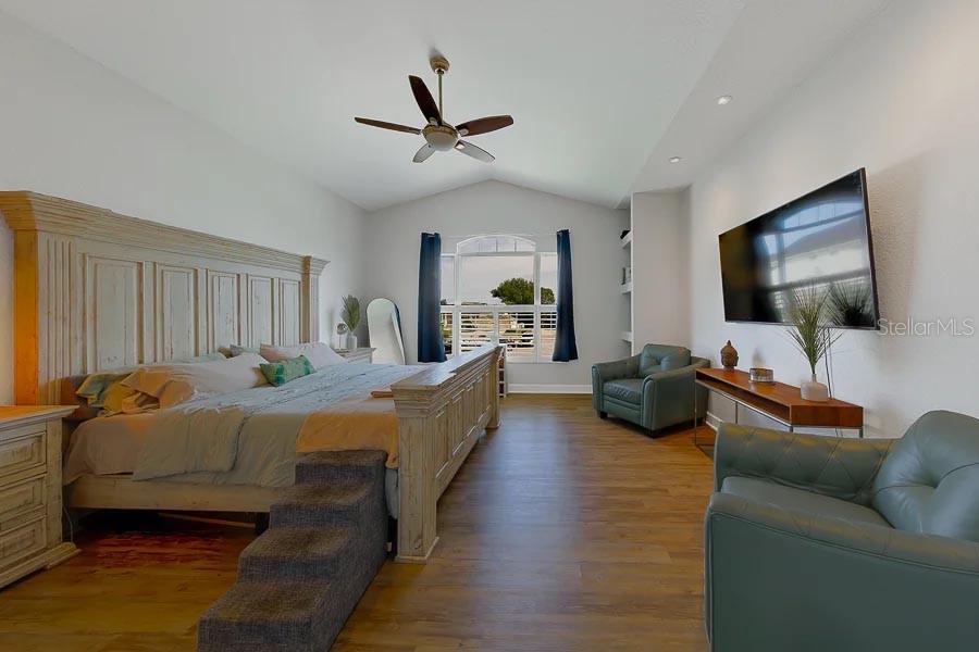 Image 40 of 100 For 2106 Pelican Court